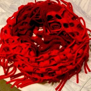 beautiful scarf for fall